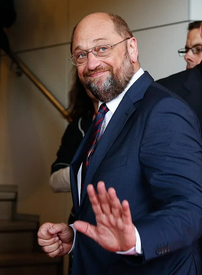 Избраха Шулц за шеф на социалистите в ЕП