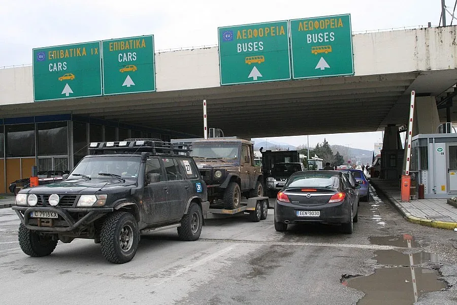 Питаме Гърция за талона на колите