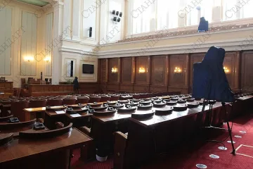 Обсъждат изборния референдум след 16, 30 ч. 