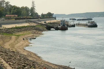 Дунав спадна с 5 метра