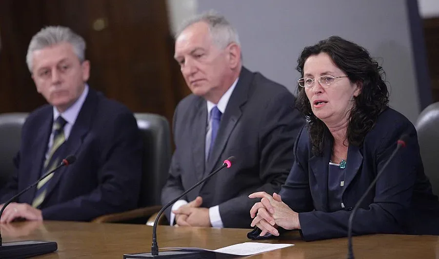 Бобева: Имаме газ за минимум 3-4 месеца