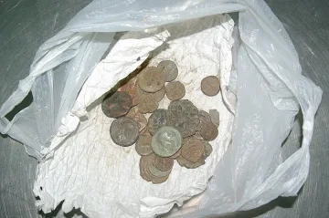 ДАНС задържа чужденци за трафик на културни ценности