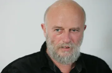 Правят партия "22 септември"