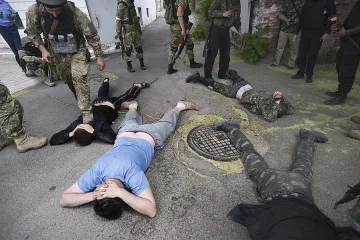 Свалиха украинска летяща крепост (ОБЗОР)