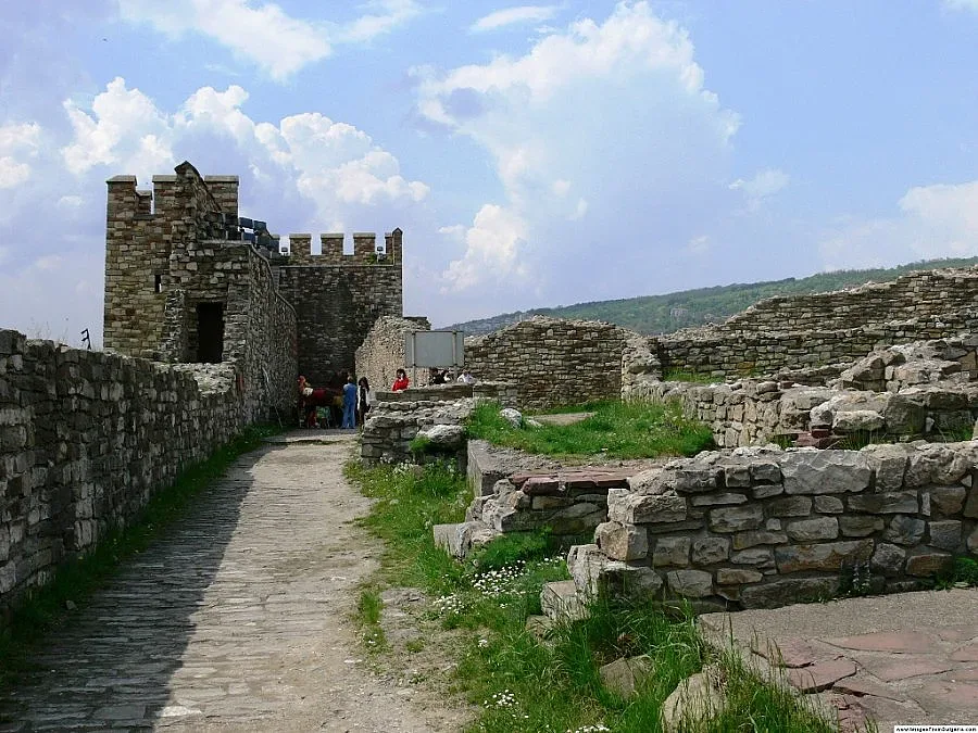 2000 ловци превзеха Царевец