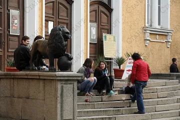 Бъдещи журналисти пишат за "Професия трол"
