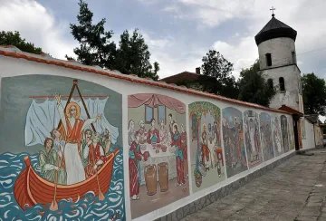 Фасади за "Гинес" 