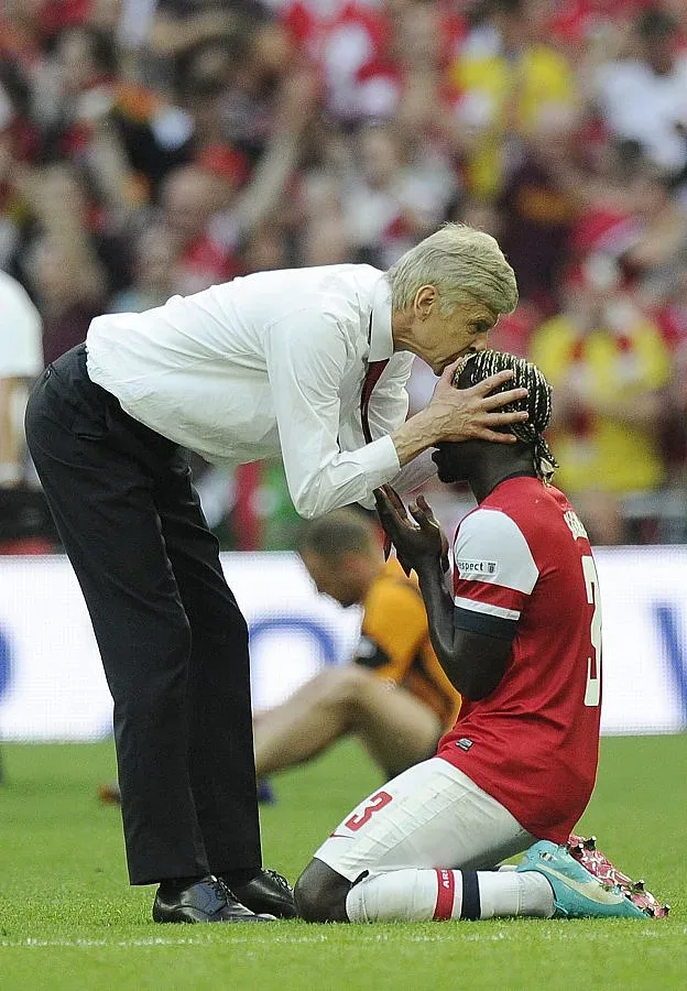 Официално: Бакари Саня отиде в Сити