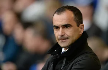 Роберто Мартинес подписа нов договор с Евертън 