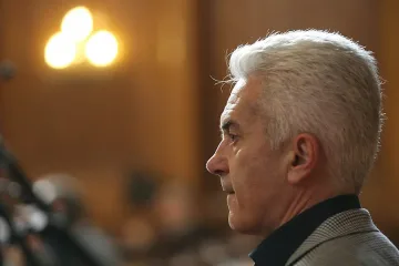 Сидеров нарече депутатите мушмороци и чучулиги