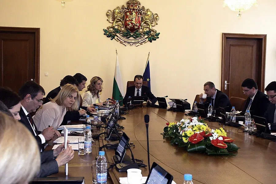 Раздават 20 млн. за наука преди изборите