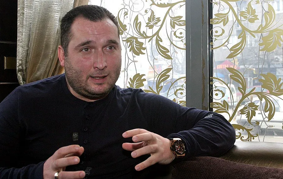 Скала погуби боса на нощна София