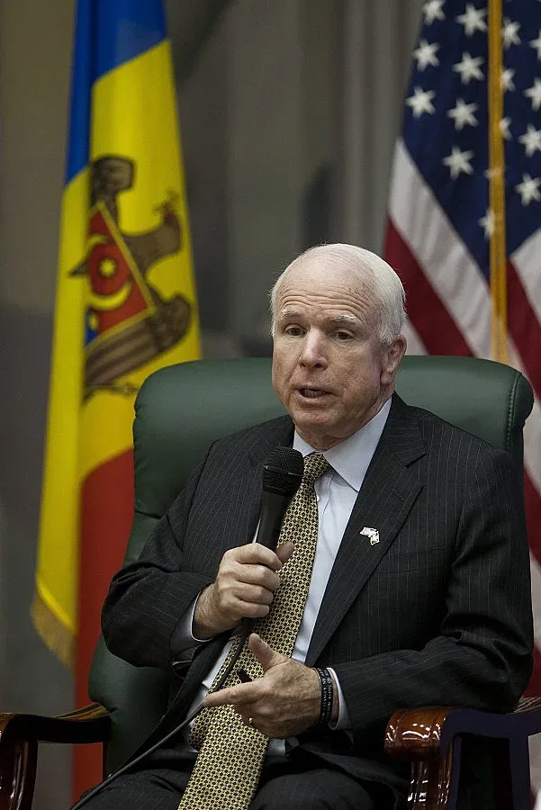 Ястребът срещу Русия