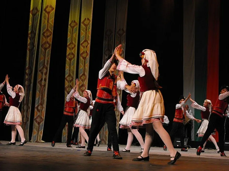 Спортни танци и детски театрален фестивал в Благоевград