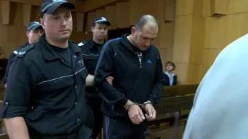 Оставиха убиеца на Паоло под домашен арест