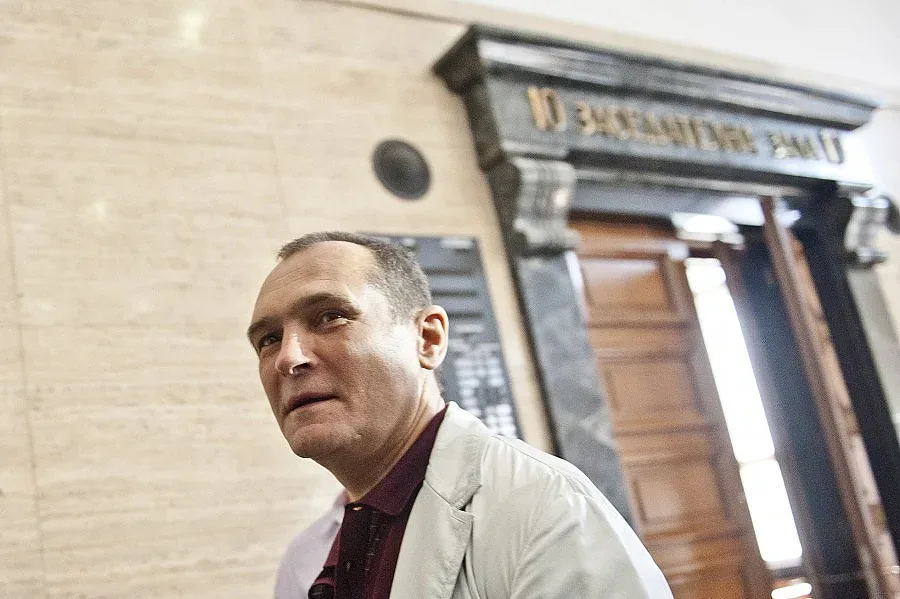 Божков към Митал: От футбол се губи