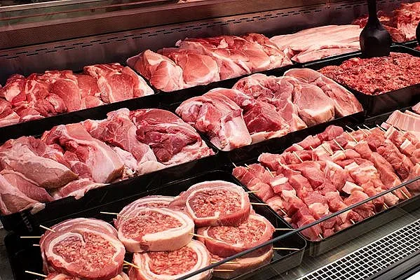 Продават легендарен месокомбинат, известен с ниските си цени