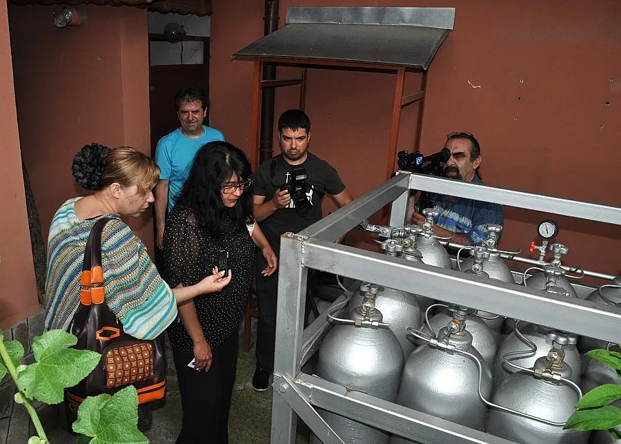 Проверяват за изправността на газовите бутилки в Хасково