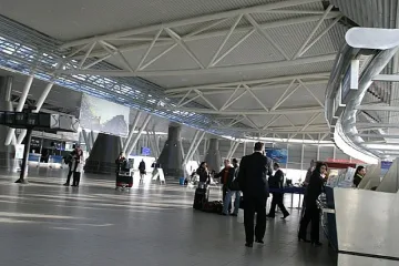 15 туристически маршрута с над 30 обекта рекламира на летище София Добруджа