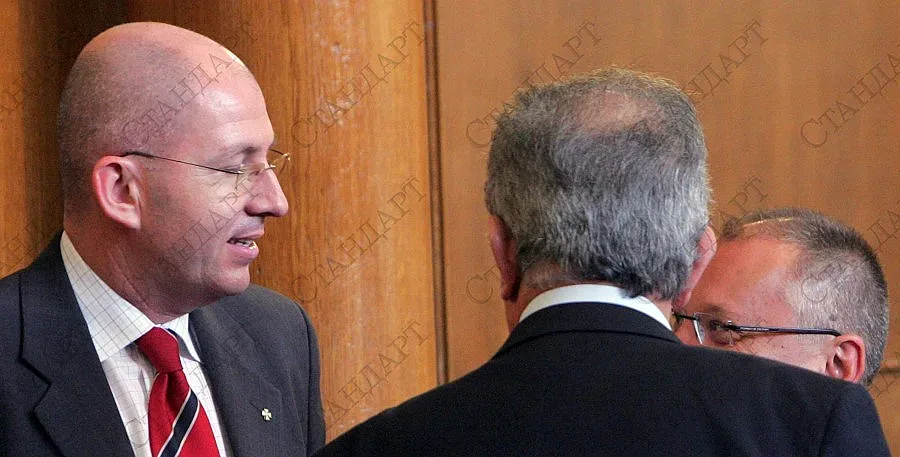 Минал към Бареков внесе предложение за задължителен вот