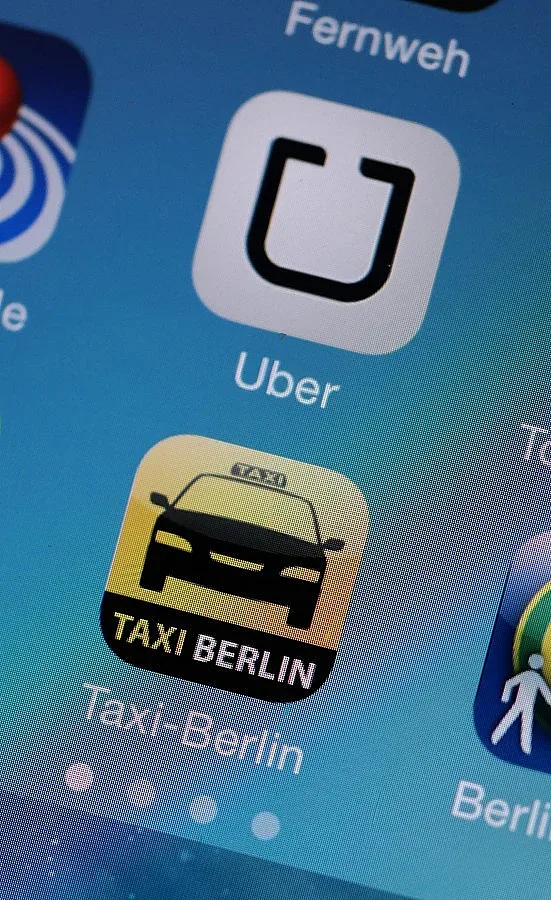 Европейски таксиджии протестират срещу конкуренция