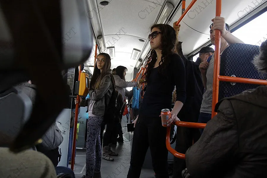 Четеш в автобуса - возиш се безплатно