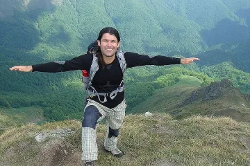 Д-р Скатов търси $80 000 за нов подвиг