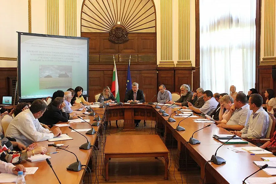 Бюрхан Абазов се срещна с браншовици