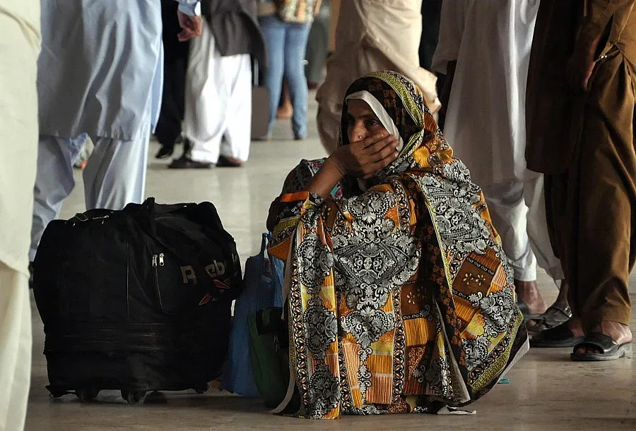 15 жертви след въздушни удари срещу талибаните в Пакистан