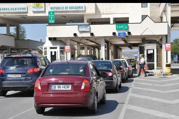 Тапа за Гърция през цялото лято