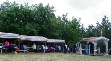 Празникът Св. Дух събра много гости и жители на Момчилград 