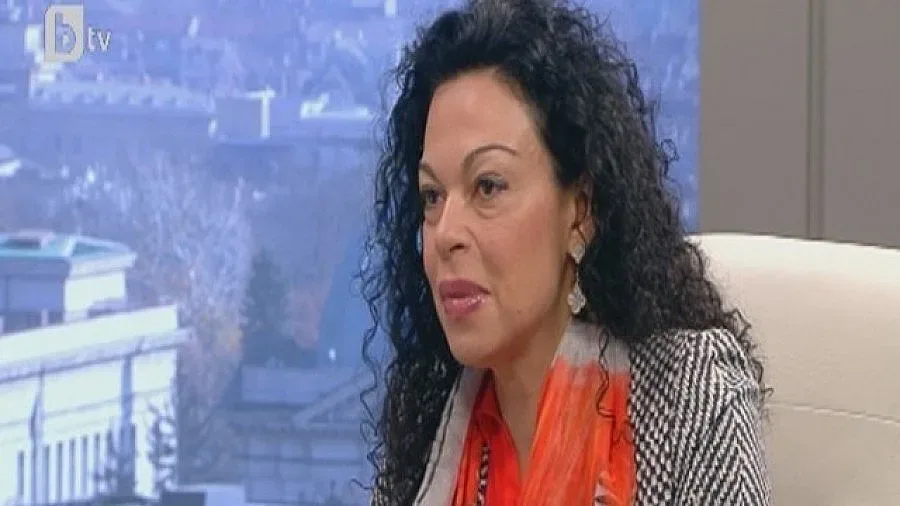 Вдигат незаконна барака на Евгения Банева