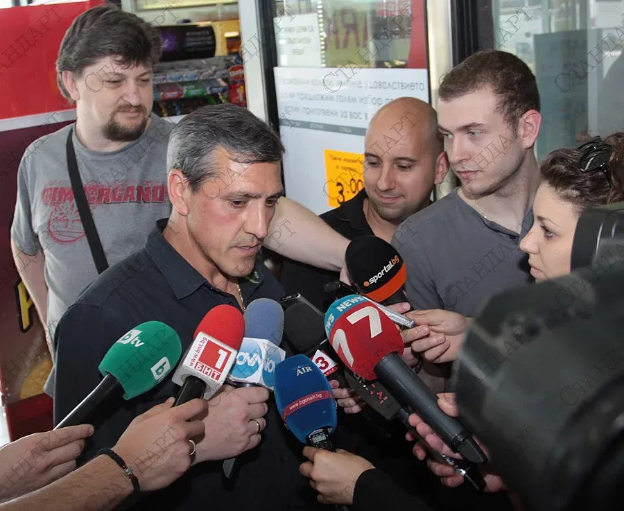 Мурсия с картбланш поне за една година при "сините"