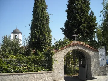 Откраднаха мощи на светци от църква в Черноморец