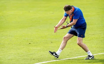 Ван Гаал иска немско нашествие в Юнайтед