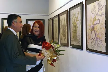 Емел Сезер представя изложбата “Викът на природата” в Кърджали 