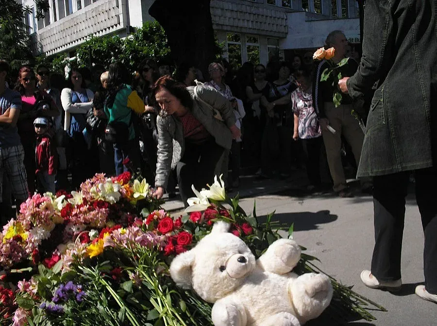 Шествия в памет на Паоло