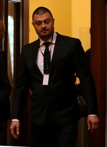 И Бареков подкрепи задължителното гласуване 