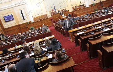 Депутатите одобриха новия дълг от 1,5 млрд. евро