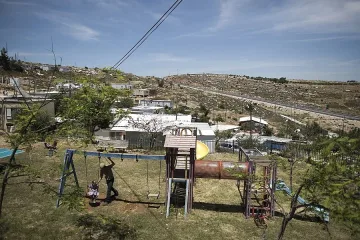 Израел строи нови 1500 жилища в окупираните територии