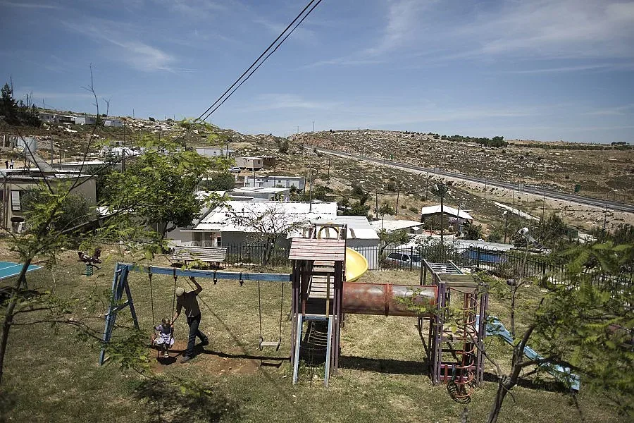 Израел строи нови 1500 жилища в окупираните територии