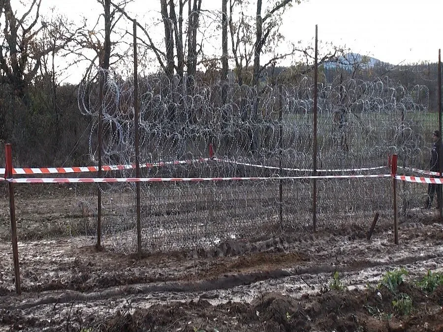 Предотвратиха опит за извеждане на нелегални мигранти от страната