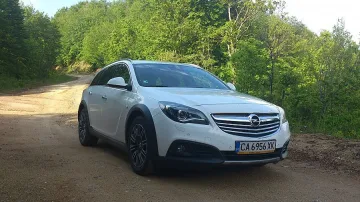 Insignia Country Tourer ще ви заведе навсякъде