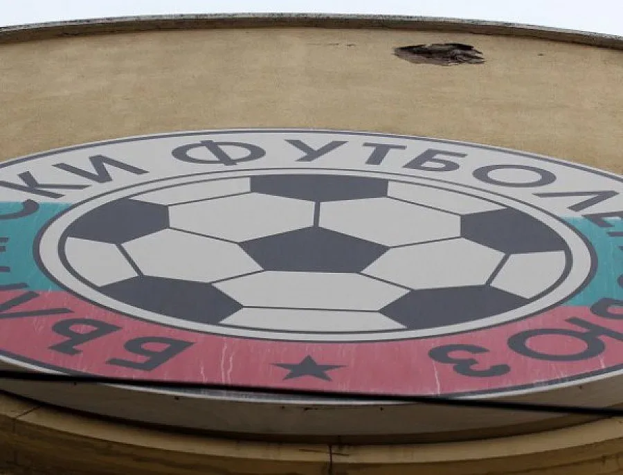 Марек и Хасково без лиценз, А група с 10 отбора засега