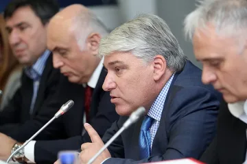 Чакмаков няма намерение да взима ЦСКА