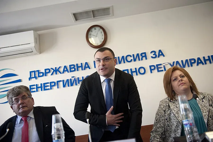 ЕРП-тата скочиха срещу ДКЕВР заради цените на топлото 