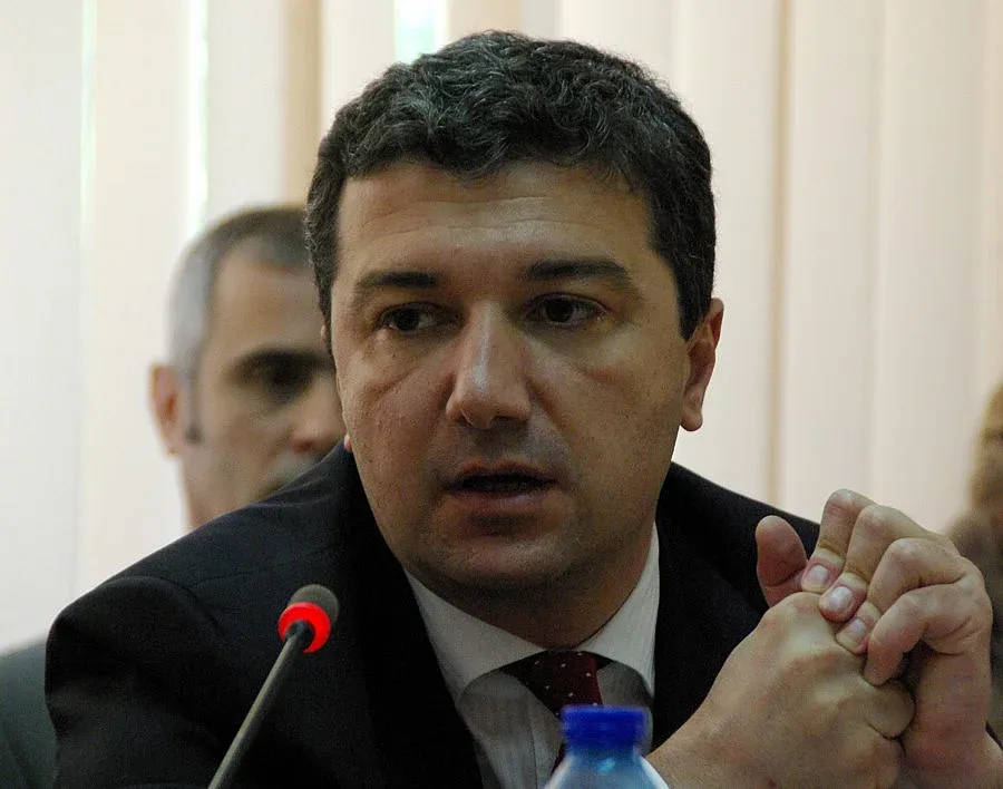 Стойнев предвижда газова криза, ако Киев и Москва не се разберат