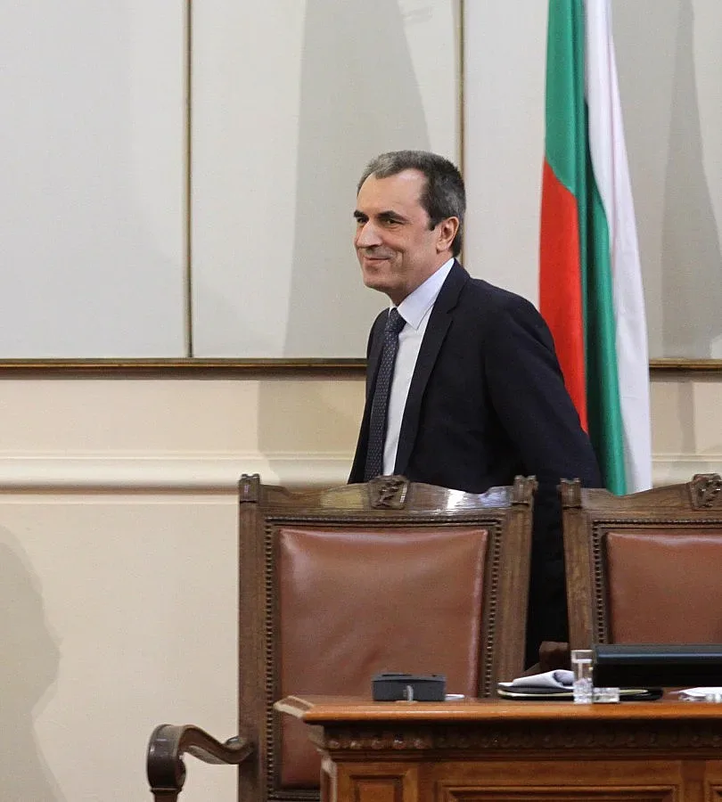 Орешарски готов с новите министри