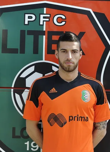 Халф на "Литекс" става "крокодил"