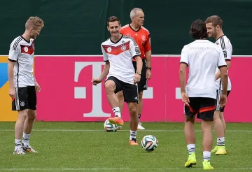 Миро Клозе отива на Световно, Германия само с него в атака